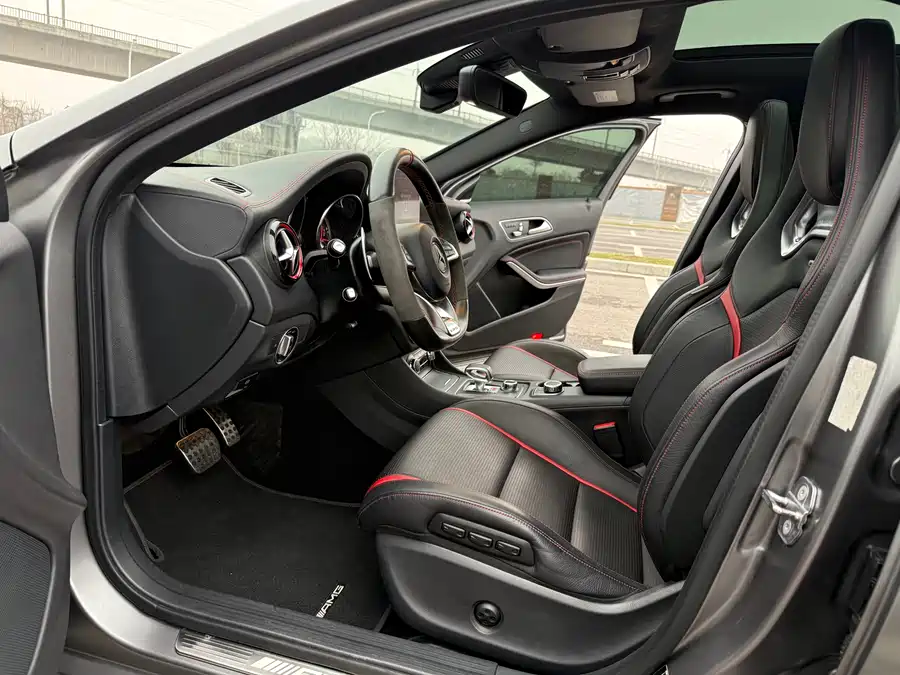 900x675_0_q87_c42_autohomecar__ChtpWGpRwJGAIhJDAAn9BUiXX2M950.jpg.webp